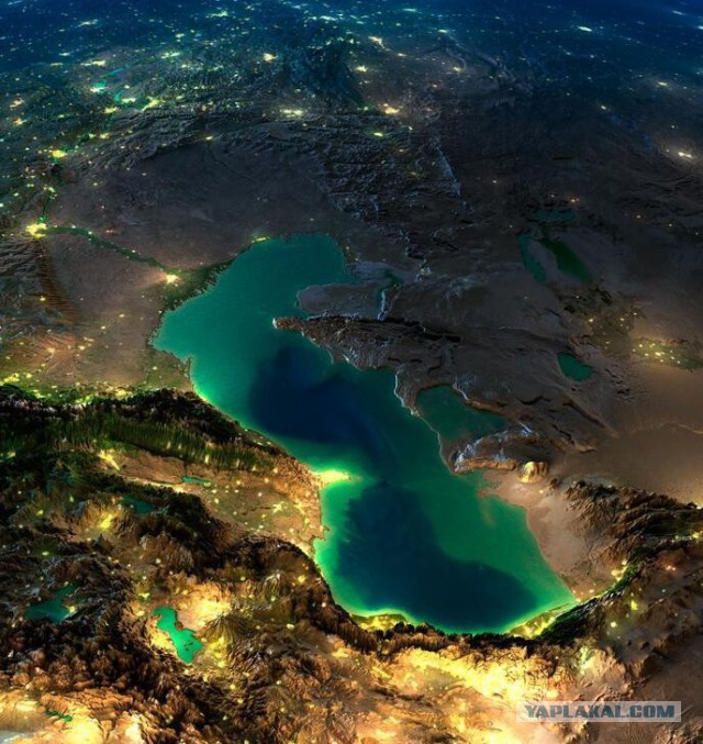 Каспийское море сверху