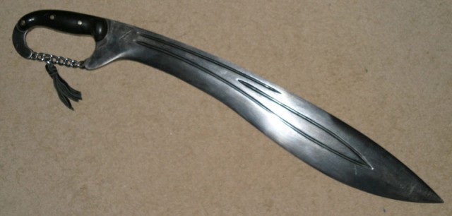 Железный зуб: древние ножи народов мира