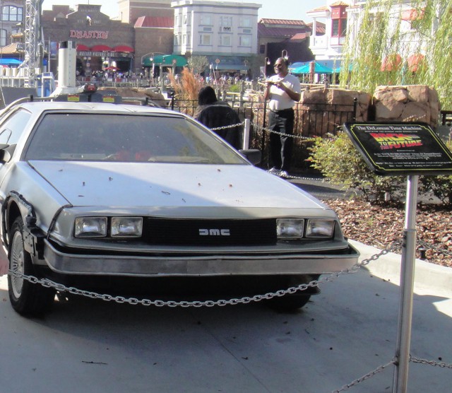 Трагическая и красивая судьба DeLorean DMC-12