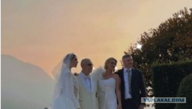 В Сети появились фото со свадьбы экс-сенатора Вавилова с 24-летней наездницей в Италии