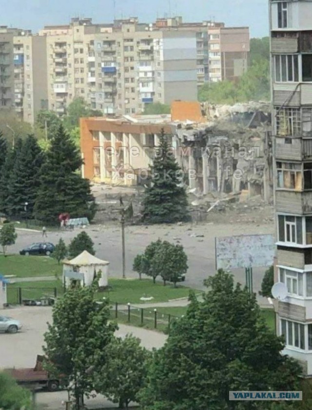 В городе Лозовая (Харьковская область) разрушен Дворец Культуры