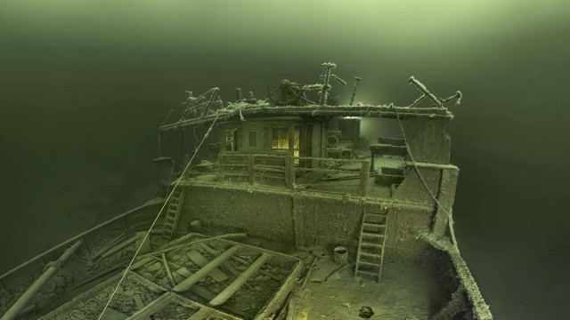 Впечатляющие фотографии кораблей на дне Балтийского моря
