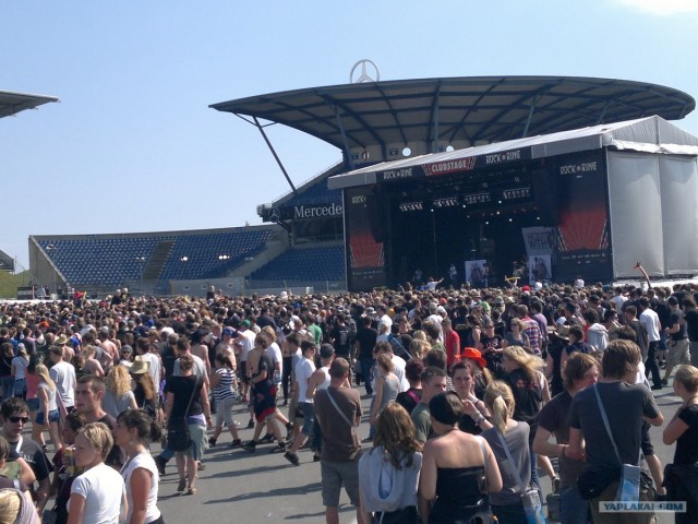 Поездка на крупнейший рок-фестиваль "Rock am Ring"