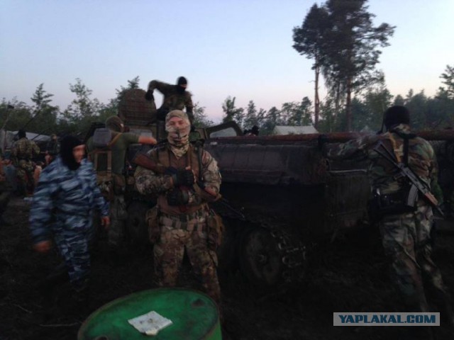 Восстание на Западной Украине давят бронетехникой, уже сбиты беспилотники Порошенко