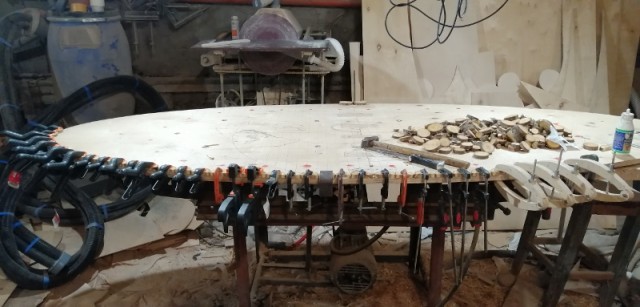 Стол для... Ну просто чтобы был