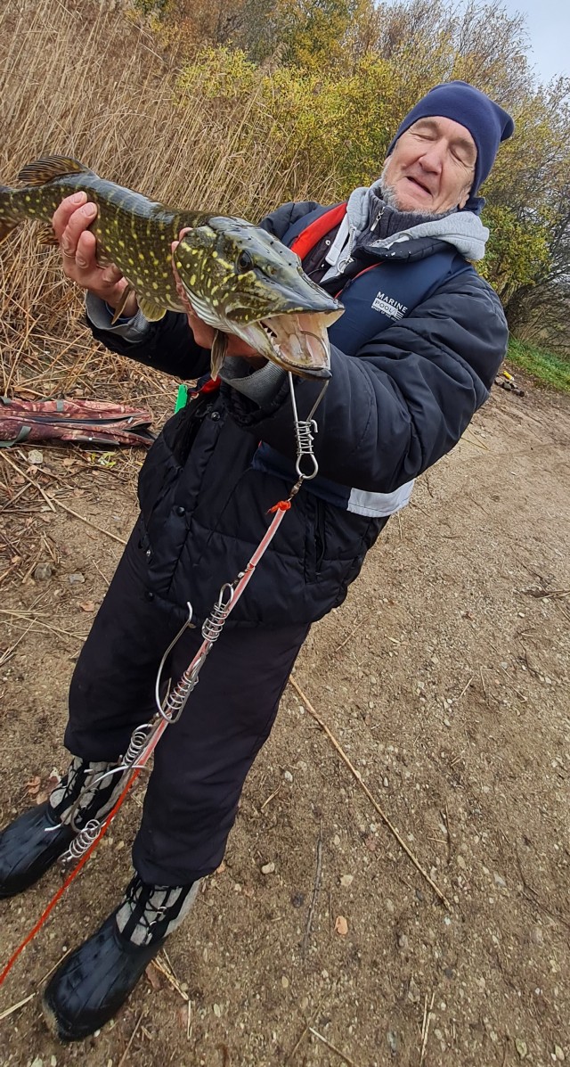 Закрыл сезон (про рыбов)
