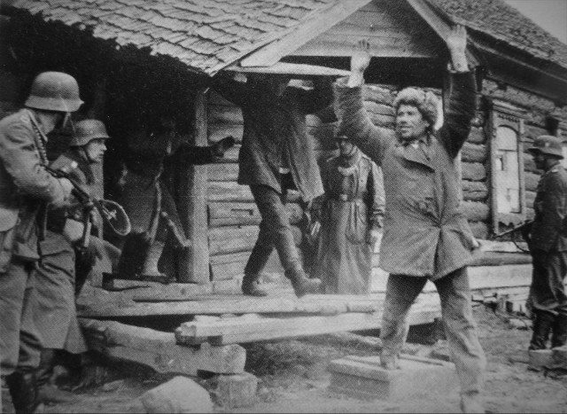 Проект о лишении имущества за фейки об армии внесут в Госдуму в понедельник