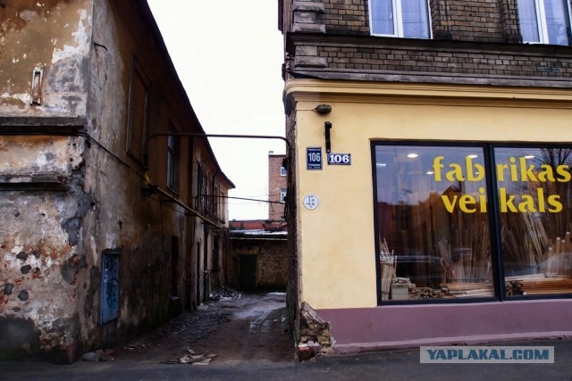 Как русские демографию Латвии спасали