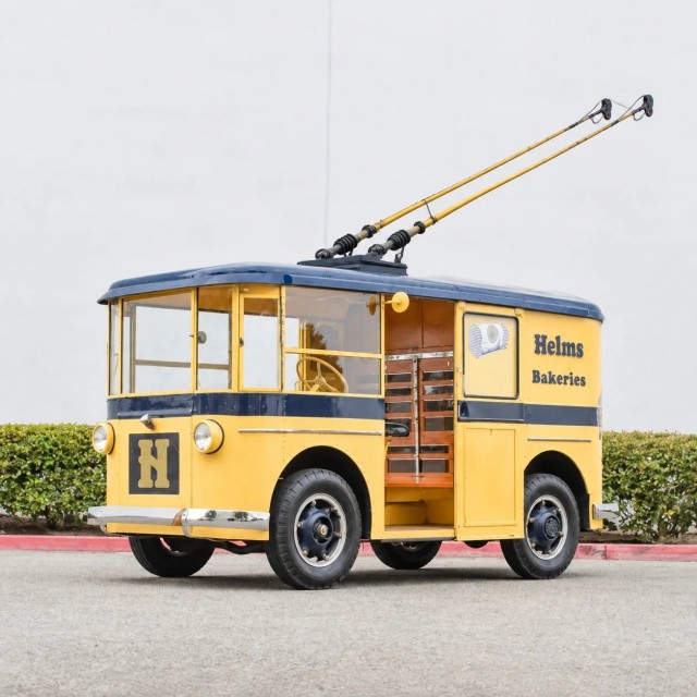 1931 Twin Coach Delivery Truck. Автопятница №157.