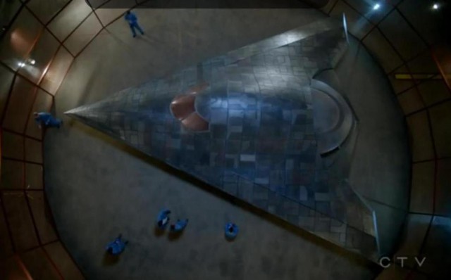 В США удалось заснять транспортировку загадочного летального аппарата