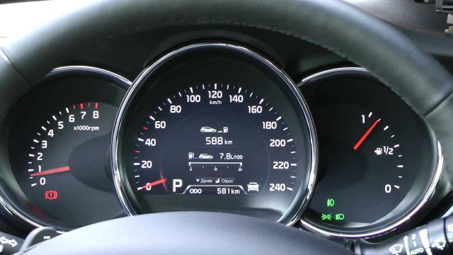 LADA Vesta SW Cross: интерьер представлен официально