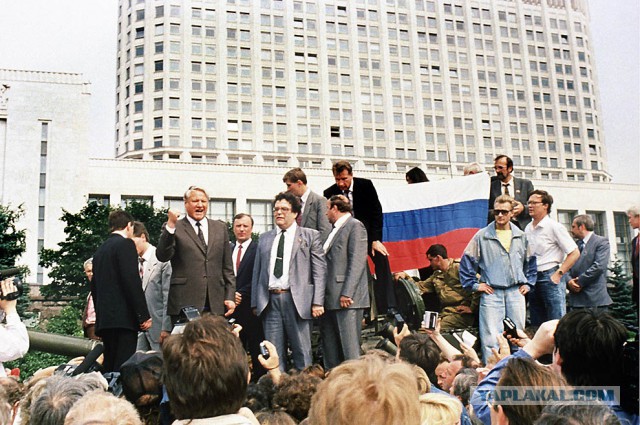 Почему на западе Россию пытаются представить "мировым злом"?