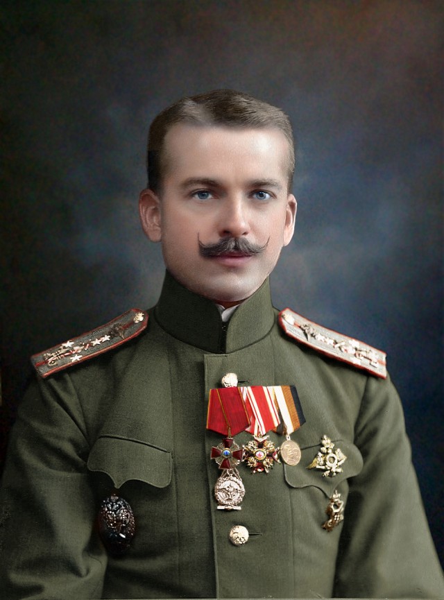 Портреты серьезных исторических персон