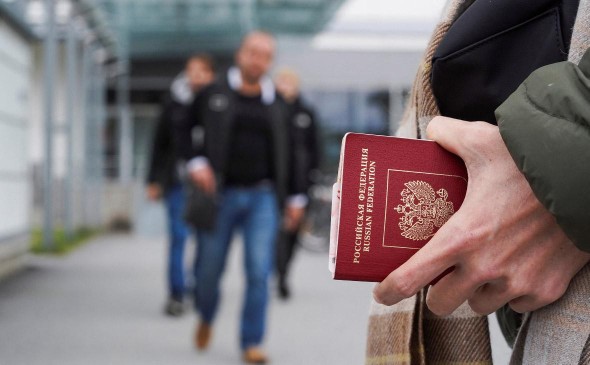 Минцифры создаст программу по возвращению в Россию уехавших айтишников