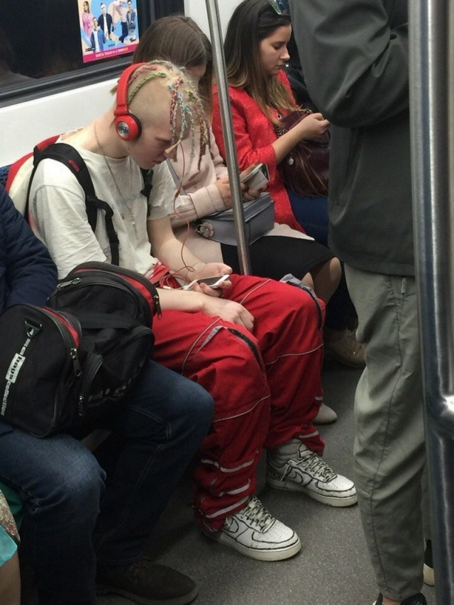 Модники из нашего метро