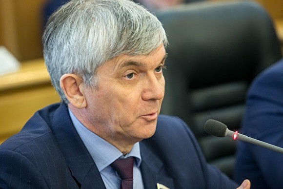 Депутат-единоросс рассказал о штрафах в Госдуме и «скромных» служебных квартирах