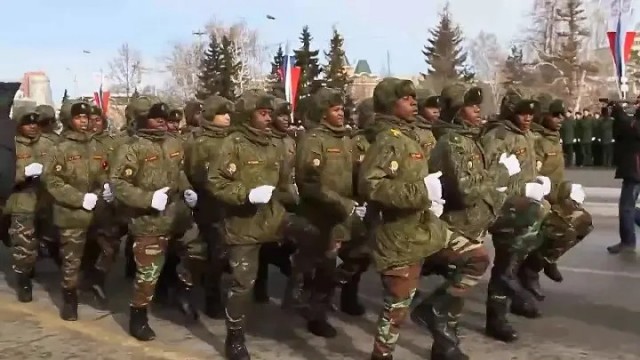 Те самые российские диверсанты перед отправкой в США