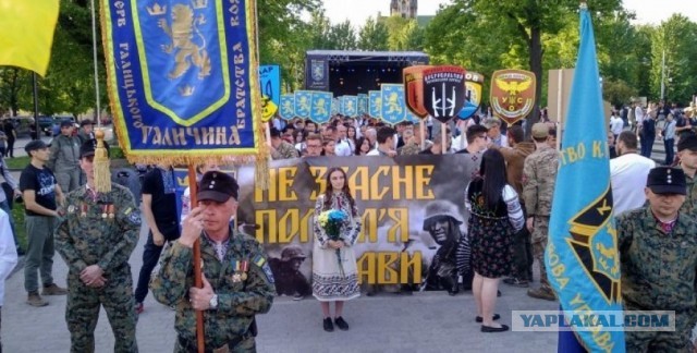 В Киеве анонсировали марш вышиванок в честь дивизии СС "Галичина"