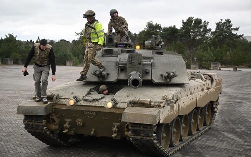 Балицкий сообщил об уничтожении второго британского танка Challenger 2