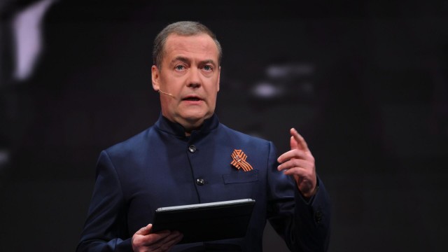 Канцлер Германии — чемпион по обидам