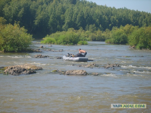 На реке