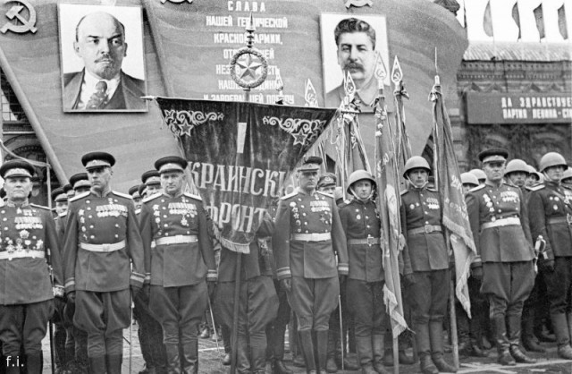 Подборка фото на военную тематику