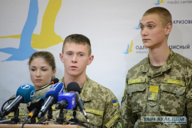 Соцсети возмутило видео с присягой детей Бандере в лагере "Азова" под Киевом