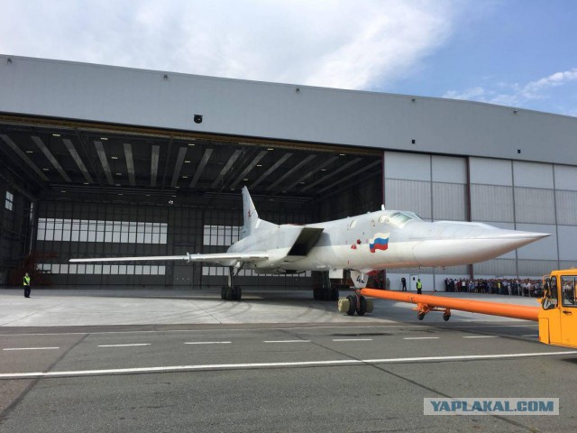 Новый бомбардировщик Ту-22М3М представлен в Казани. Фоторепортаж