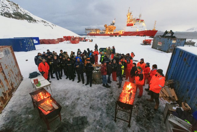 Как теперь питаются исследователи на Антарктической станции
