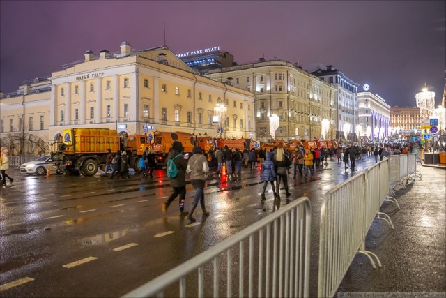 Как в центре Москвы Новый год встречали