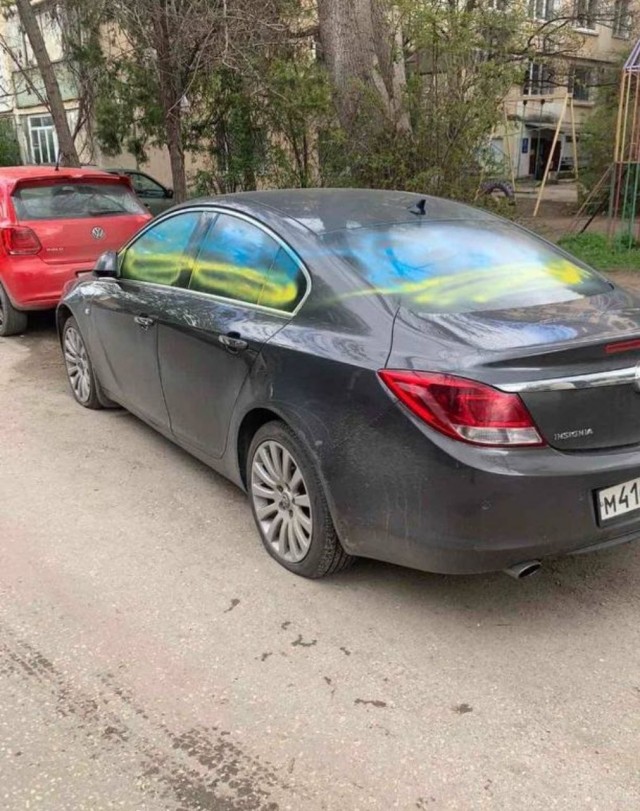 Дебилами земля полнится...