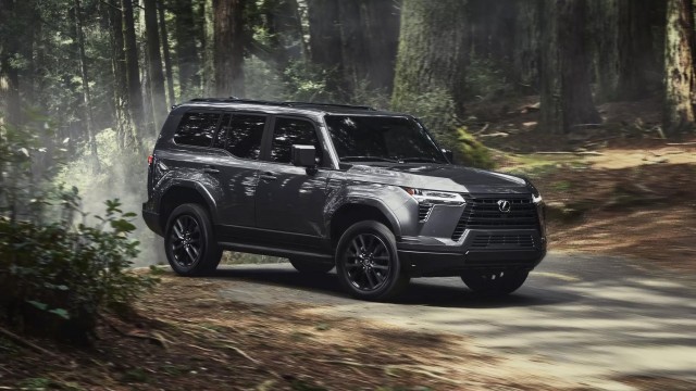 Toyota смогла удивить. Представлен Land Cruiser Prado 2024 — первый по-настоящему новый Prado за 14 лет
