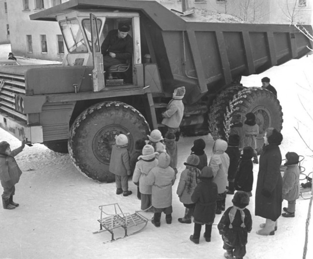 Фотографии из прошлого нашей страны - 47