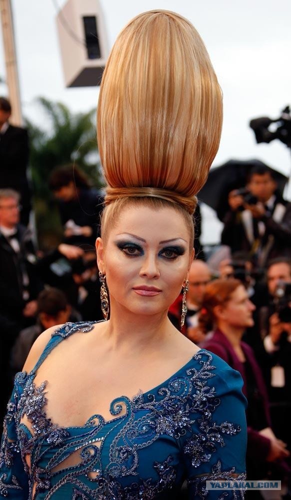 У нее там матрешка?