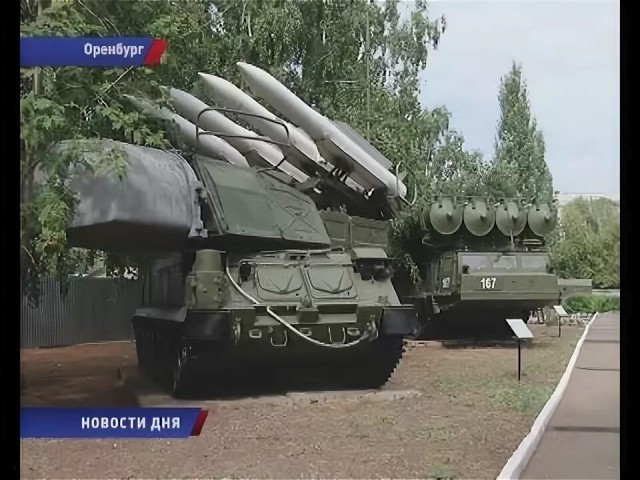 В западных соцсетях завирусился кадр с гигантской ракетой прямо во дворе — речь о памятнике «Союз-У» в Байконуре