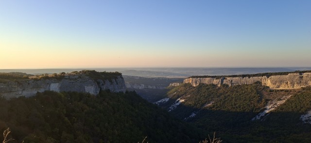 Мангуп-кале. Пещерный город в Крыму.