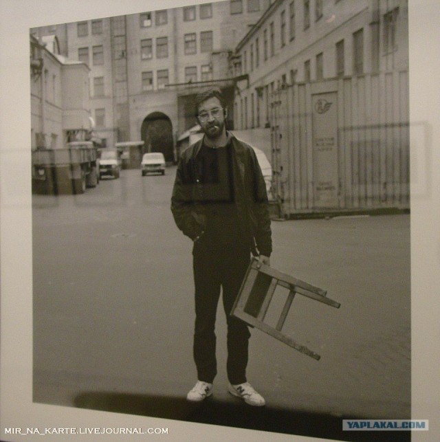 Фотовыставка "Иконы 90-х"
