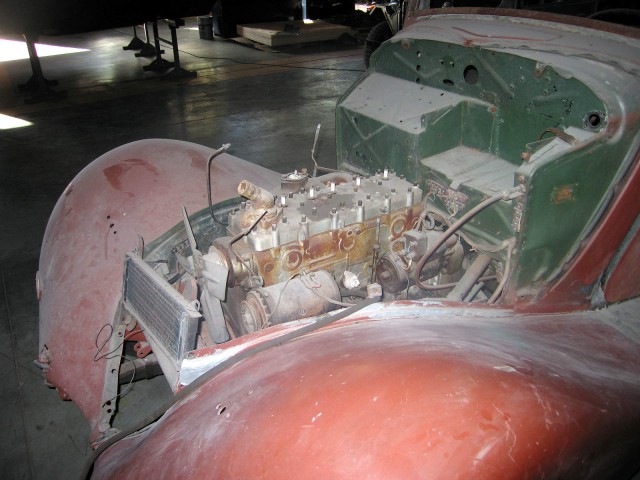 Выставка военных автомобилей. ПО "Ленрезерв", СПб.