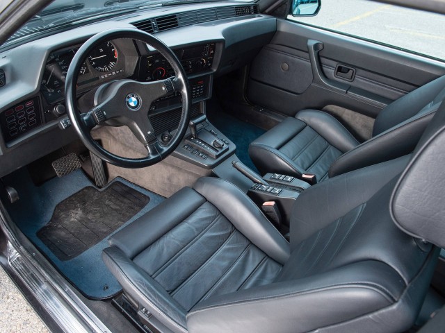 BMW, Mercedes и британцы. Красивых автофото пост