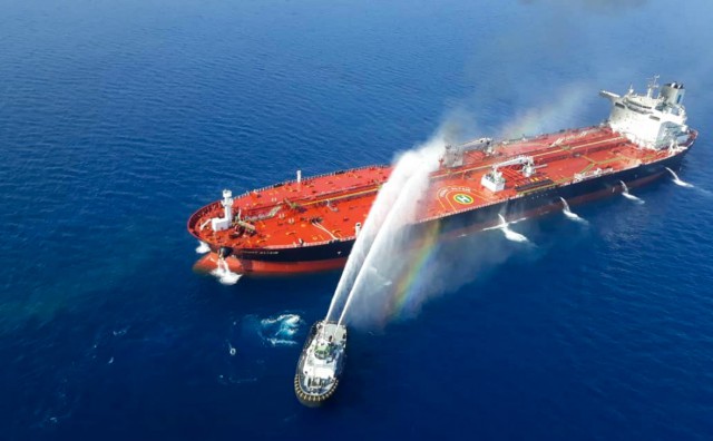 Взрывы танкеров в Оманском заливе. Что важно знать