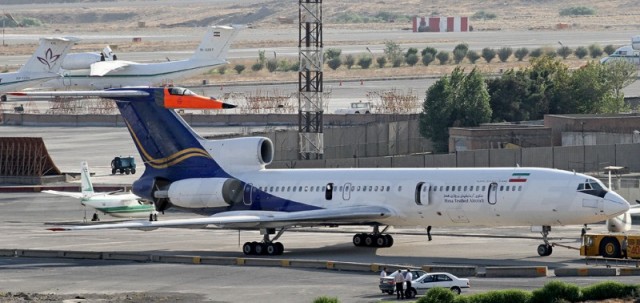 Зачем иранцы поставили на килевой обтекатель Ту-154М нос от американского истребителя?