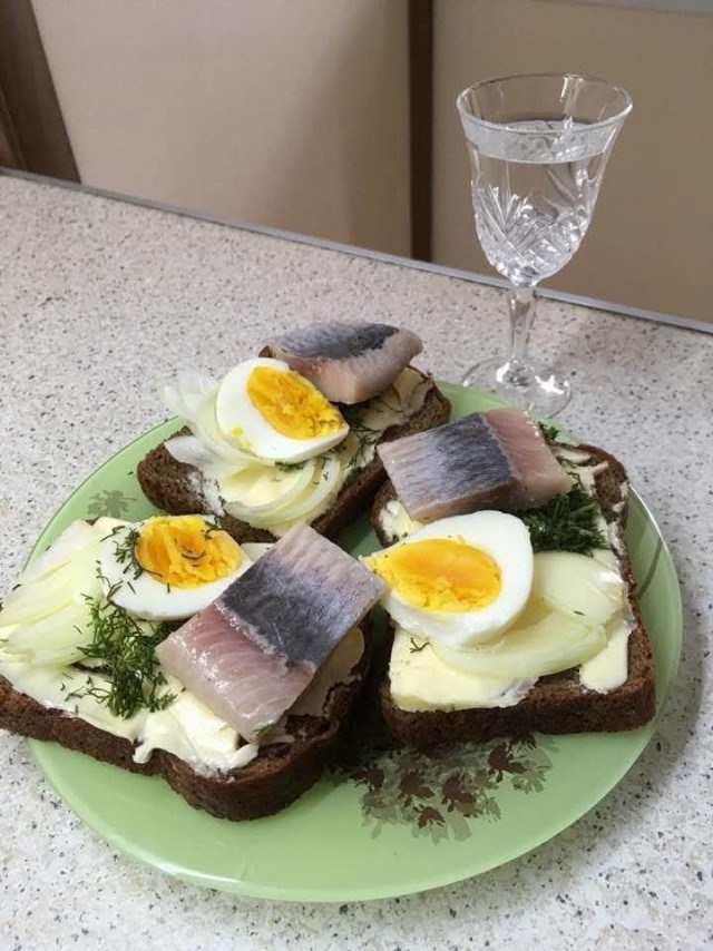 Жахнем?