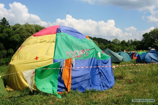 Пустые холмы 2011