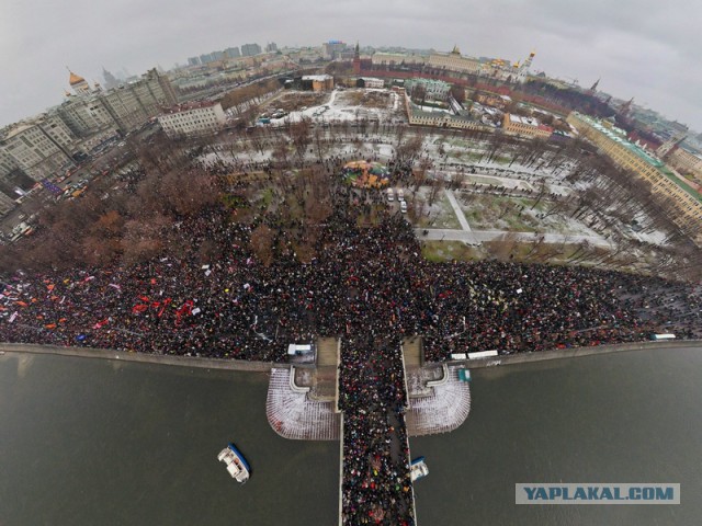 Немцов убит в Москве