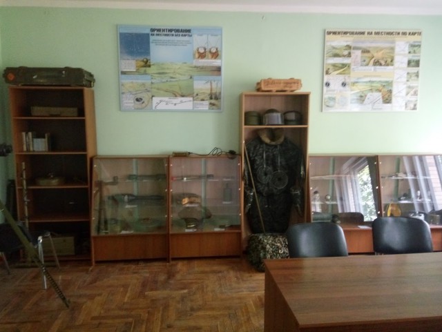 А давайте по фотке, кто как сейчас работает