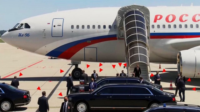 В Великобритании сравнили Cadillac Байдена и Aurus Путина