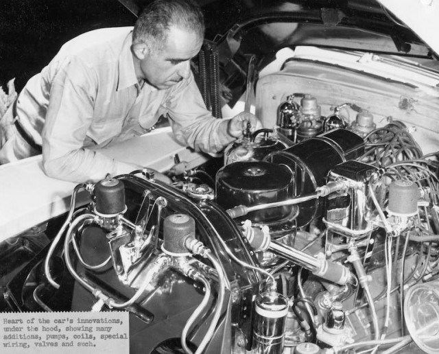 70 лет назад американцы проехали на Кадиллаке 10 000 километров... без остановок!