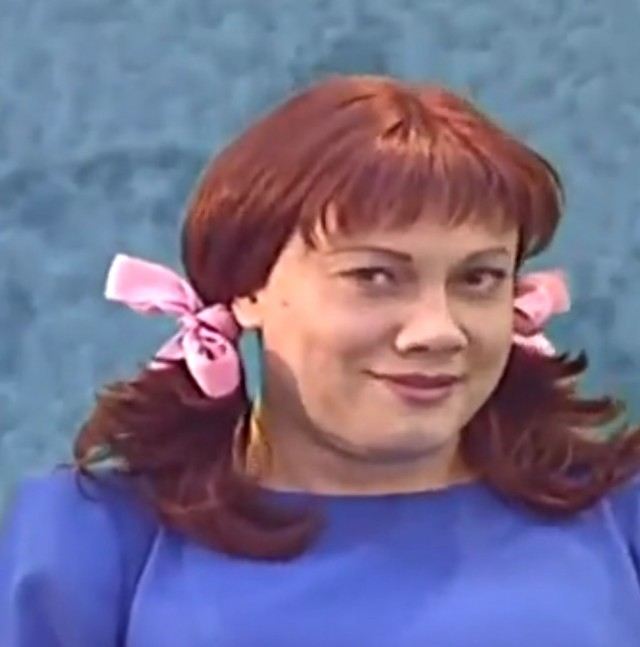 Девчата из 90-х и 00-х
