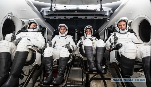 NASA продлит соглашение с Роскосмосом о перекрёстных полётах на год — полтора.