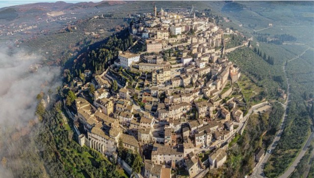 Craco: средневековый призрак на холмах Италии